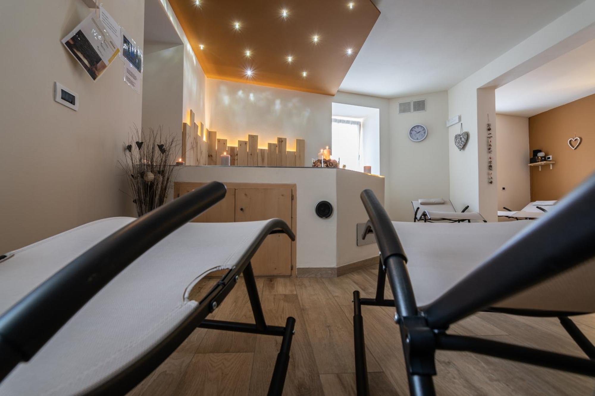 Aparthotel Dolomites Living&Relax Commezzadura Εξωτερικό φωτογραφία