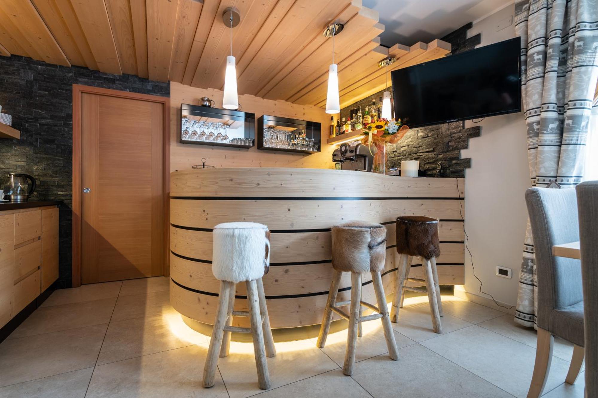 Aparthotel Dolomites Living&Relax Commezzadura Εξωτερικό φωτογραφία