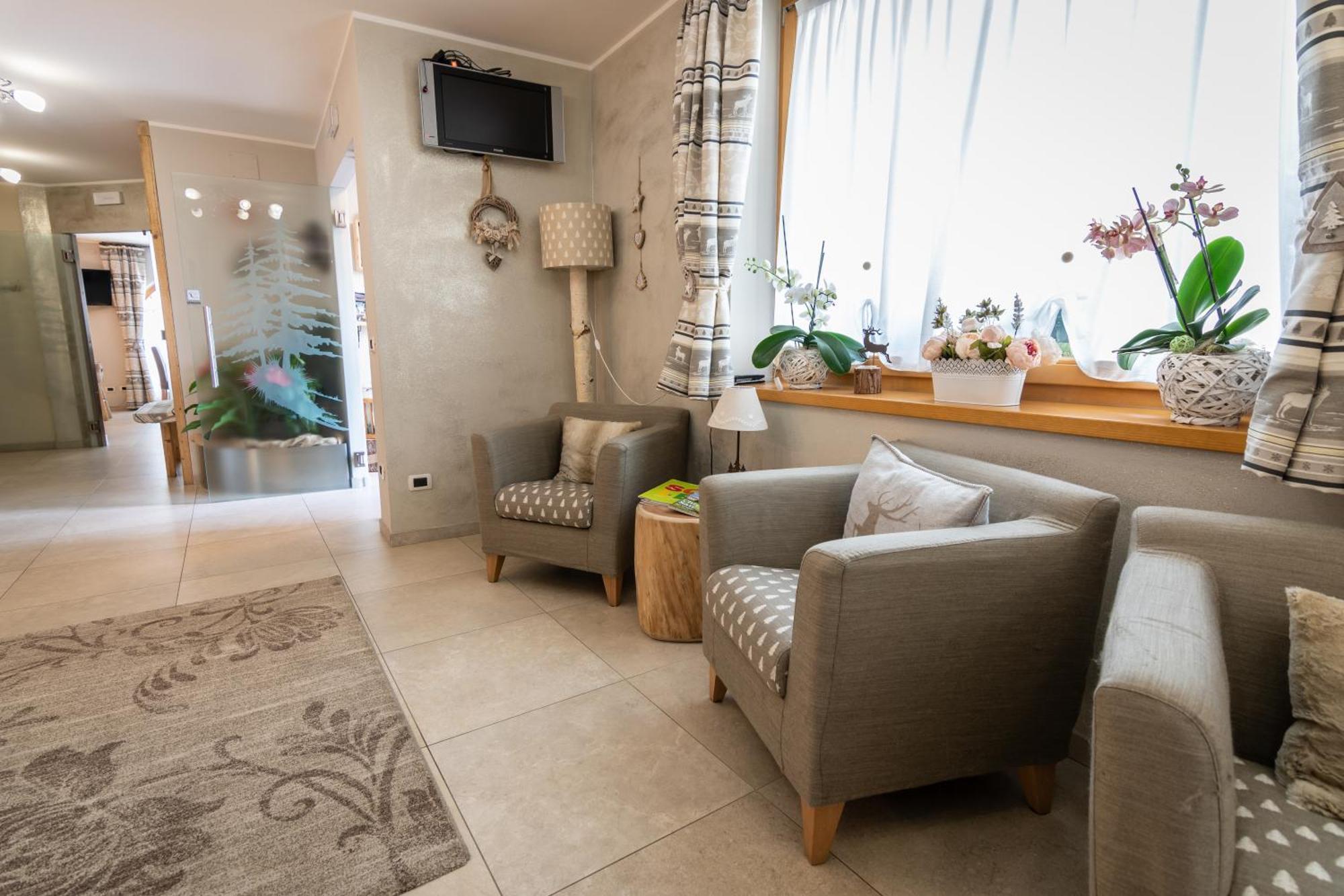 Aparthotel Dolomites Living&Relax Commezzadura Εξωτερικό φωτογραφία