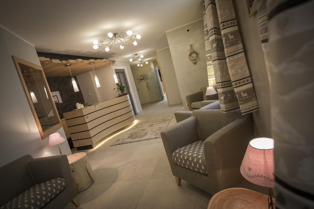 Aparthotel Dolomites Living&Relax Commezzadura Εξωτερικό φωτογραφία