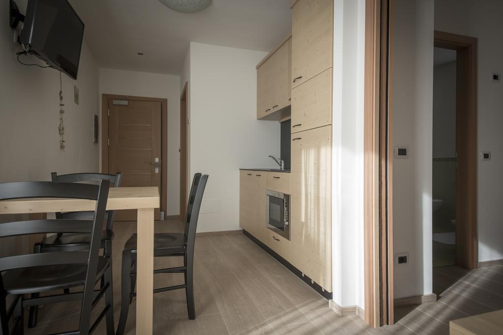 Aparthotel Dolomites Living&Relax Commezzadura Εξωτερικό φωτογραφία