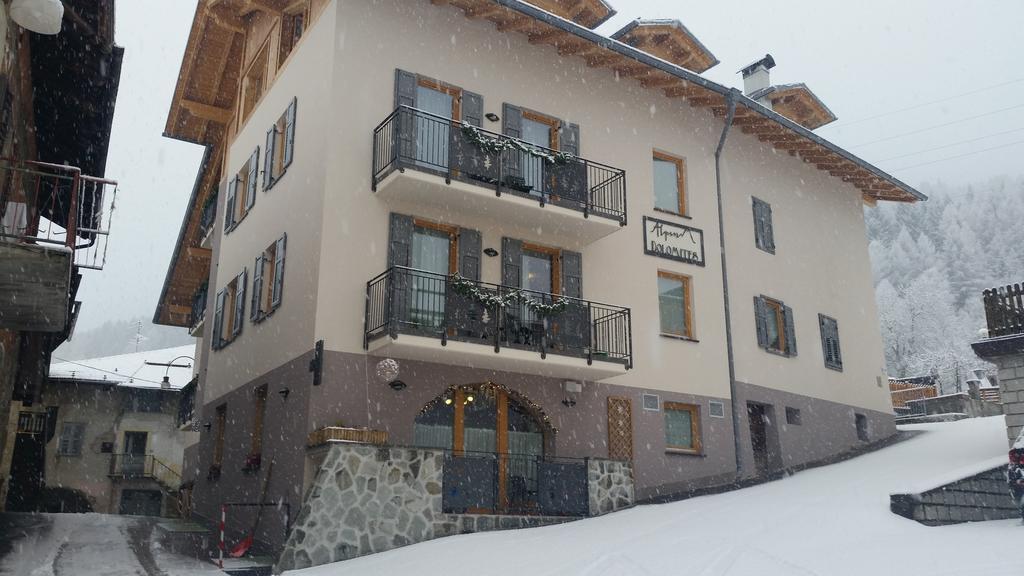 Aparthotel Dolomites Living&Relax Commezzadura Εξωτερικό φωτογραφία